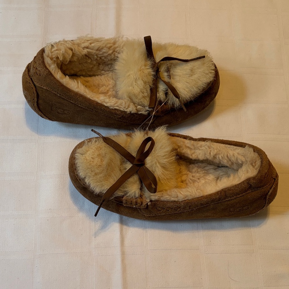 UGG Ansley Shaine Chestnut Brown Women's Slippers / Loafers